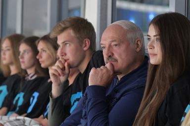 Лукашенко откровенно рассказал о своем 15-летнем сыне 