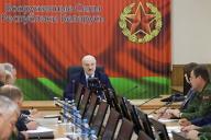 Лукашенко отмечает наращивание вооруженного компонента в Польше и Литве