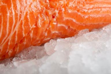 Ученые: замороженная еда может разносить COVID-19