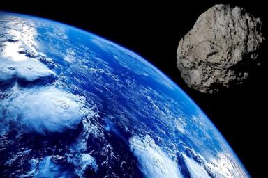 К Земле приближается астероид: насколько он опасен для планеты