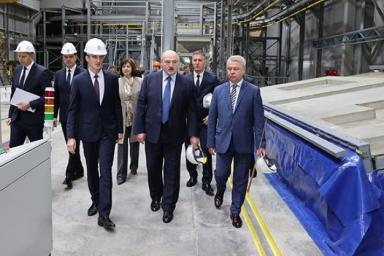 Лукашенко хочет широко продвигать услуги белорусских строителей в РФ