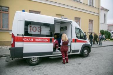 Несколько человек пострадали от водометов на акции протеста в Минске: вызывали скорую 