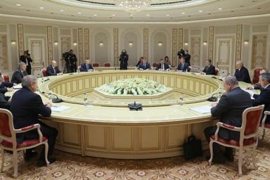 Лукашенко хочет замахнуться на 1 млрд долларов товарооборота с Брянской областью