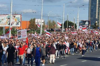 Акции протеста проходят в различных районах Минска