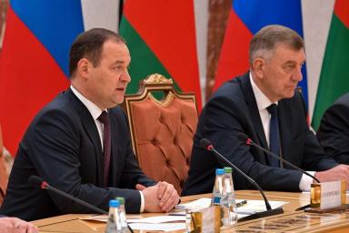 Премьер-министр Беларуси привился от коронавируса российской вакциной