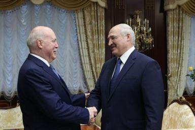 Лукашенко о встрече с Путиным: мы поставим жирную точку в реализации этих отношений и договоренностей