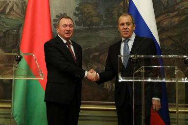 Лавров: Россия осуждает давление ряда зарубежных стран на руководство Беларуси