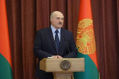 Лукашенко: Вы скоро поймёте, что такое атомная станция