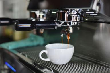 Эксперты выяснили, насколько защищена «умная» бытовая техника: даже кофеварка может «требовать» выкуп