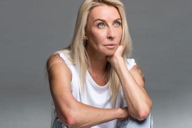 Друзья Татьяны Овсиенко заявили, что сожитель спаивает певицу