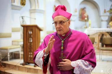 Стало известно о судьбе архиепископа Кондрусевича: его до сих пор не пускают в Беларусь