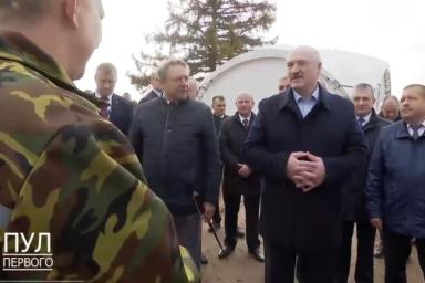 Лукашенко о протестующих: Мордовороты ходят по Минску. Заплатят им деньги - бегут в кафе или ресторан ужинать