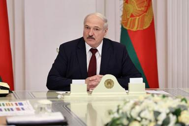 Лукашенко: Кто не хочет со мной - господь с вами