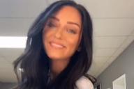 Настоящая красавица: Девушка показала подписчикам свою маму и теперь парни потеряли интерес к дочке