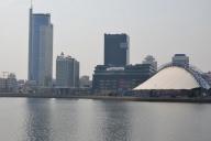 Новости сегодня: пожар на Светлогорском ЦКК, освобождение Шклярова и Власовой и марши пенсионеров в Минске