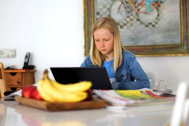 Психологи рассказали, сколько времени ребенок может проводить за компьютером