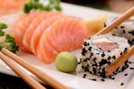 Названы продукты, после которых еще сильнее хочется есть