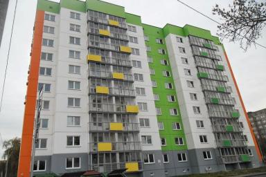 В Барановичах силовики и МЧС взобрались в квартиру на 5-м этаже. МВД: это не из-за флага 