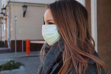 Сколько жизней может спасти ношение масок в период пандемии COVID-19: результаты исследования