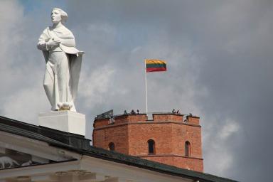 Литва отозвала из Беларуси еще 6 дипломатов