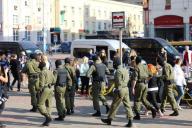 Силовики в городе: Минск готовится к женскому маршу