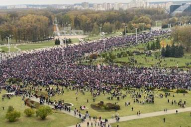 В Минске и других городах Беларуси проходят воскресные марши протеста
