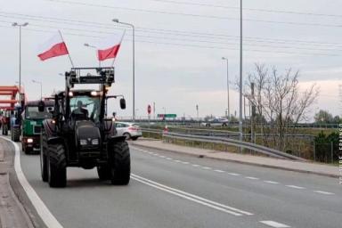 Сотни тракторов. В Польше бастующие фермеры блокируют дороги