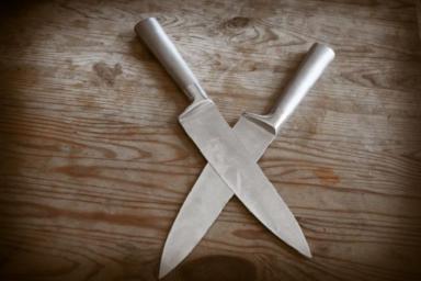 В Светлогорске нетрезвый пациент с ножом напал на врача