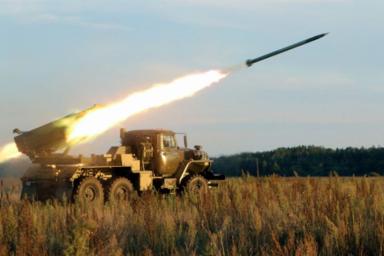Белорусские военные успешно испытали РСЗО Шквал