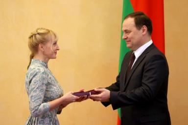 Премьер-министр Беларуси вручил госнаграды