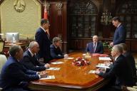 «Во жизнь, а?»: Лукашенко предложил женить Равкова