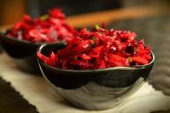 Опытные хозяйки поделились 4 хитростями, которые помогут сделать винегрет вкуснее