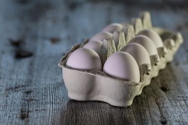 Сгодятся не только для омлета: названы три хитрых способа варки треснувших яиц