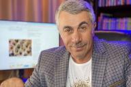 Доктор Комаровский рассказал, насколько переболевший COVID-19 человек опасен для окружающих