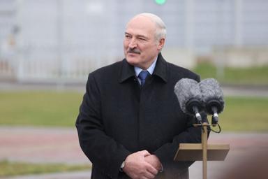 Лукашенко отказался быть президентом при новой Конституции