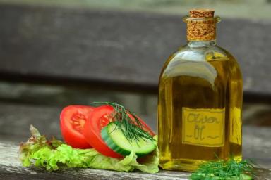 6 полезных способов использования растительного масла, о которых мало кто знает