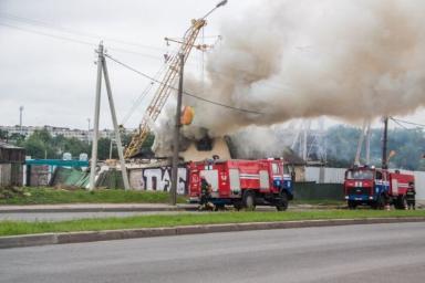 «Увидел, что из окон идет дым»: в Новогрудском районе мужчина спас своего соседа