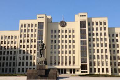 Правительство Беларуси продлило срок обращения чеков «Имущество»