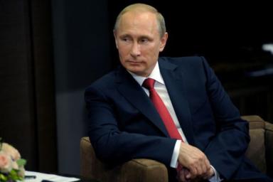 У Путина случился приступ кашля на совещании по коронавирусу