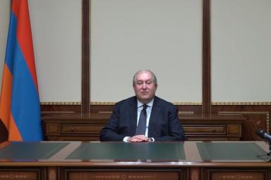 Президент Армении заявил о необходимости досрочных парламентских выборов