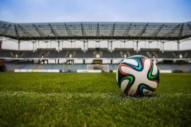 Сборная России по футболу потерпела сокрушительное поражение в матче Лиги наций 