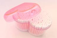 Доктор Мясников объяснил, можно ли чистить уши ватными палочками  