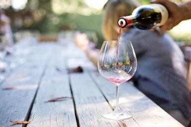 Специалисты разработали способ, который помогает определить подлинность вина без ошибок
