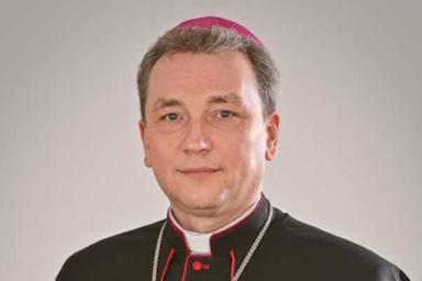 Кособуцкий призывает белорусов молиться: «Усилились репрессии против католической церкви в Беларуси»