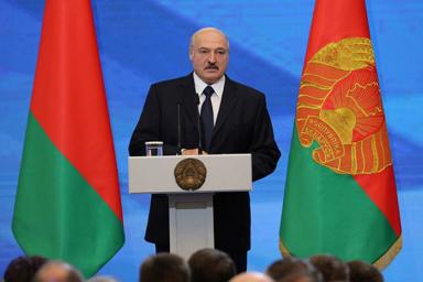 Лукашенко выделил 116 тысяч рублей на поддержку талантливой молодежи Беларуси