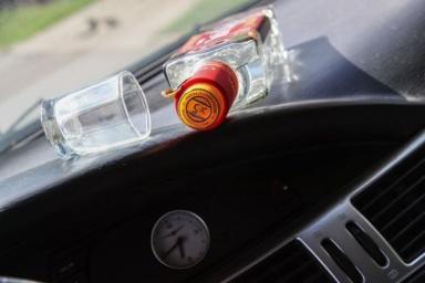 Через какое время после приема алкоголя можно садиться за руль: выводы медика