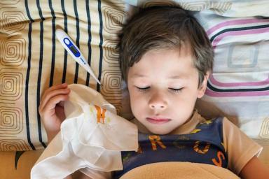 Как избавиться от насморка у ребенка: методика доктора Комаровского