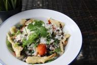 Как правильно приготовить крабовый салат: проверенный рецепт