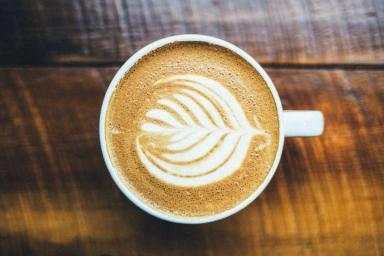 Как приготовить взбитый кофе: домашний рецепт
