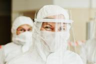 Какой способ защиты от COVID-19 признали бесполезным